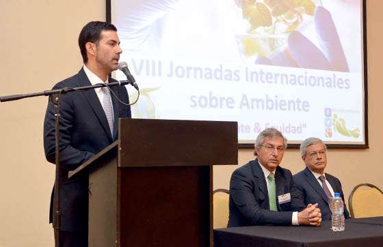 Urtubey destacó la necesidad de emprender políticas públicas que permitan crecer con sustentabilidad