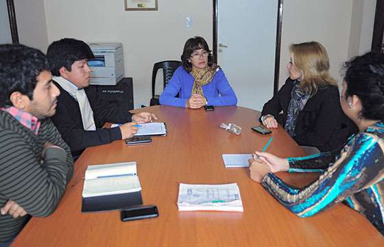 Se procura concretar proyectos comunitarios en barrios de la provincia