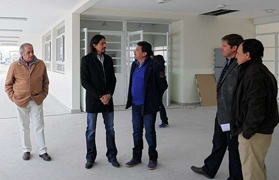 Más de 500 estudiantes de secundaria serán beneficiados con el nuevo edificio del colegio 2 de Abril de 1982