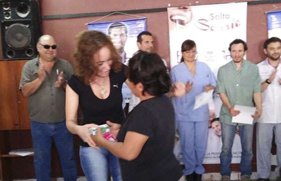 Derechos Humanos entregó anteojos y prótesis dentales en Orán y Colonia Santa Rosa
