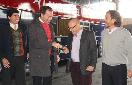 La Policía de Salta recibió una unidad de transporte para el servicio de seguridad