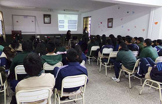 Estudiantes de Capital recibieron capacitación sobre la problemática del juego compulsivo