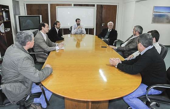 Funcionarios se reunieron con productores de legumbres del sur