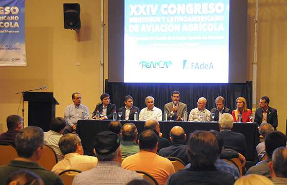 Urtubey encabezó el cierre del Congreso Mercosur y Latinoamericano de Aviación Agrícola