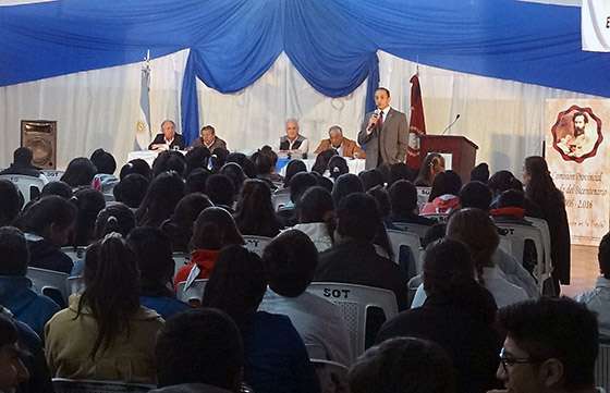 Estudiantes de El Carril e historiadores en una jornada sobre la Guerra de la Independencia