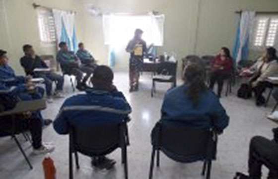 Efectivos penitenciarios se capacitaron como alfabetizadores