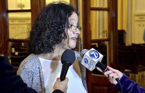 Especialistas debatieron sobre la protección integral para mujeres en situación de violencia