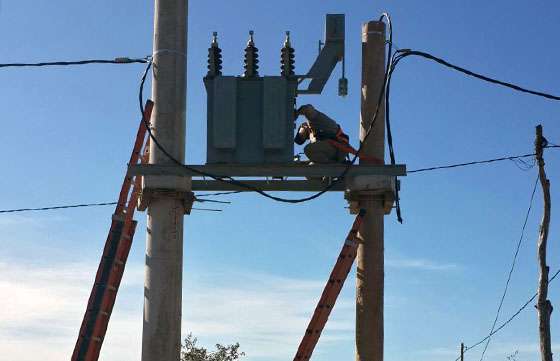 Más de cien familias de origen wichí se beneficiarán con la ampliación de la red eléctrica en Rivadavia Banda Sur