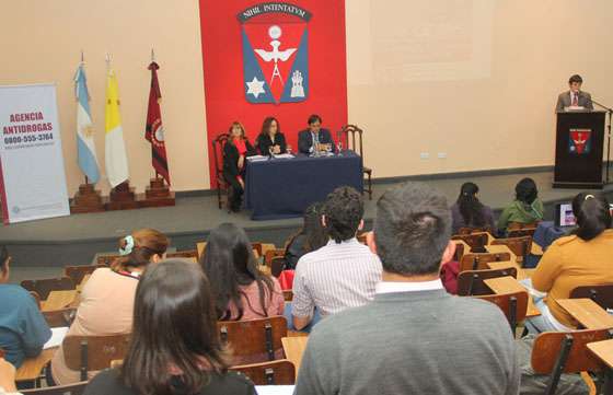 La Agencia Antidrogas dictó talleres sobre los Tribunales de Tratamiento de Drogas