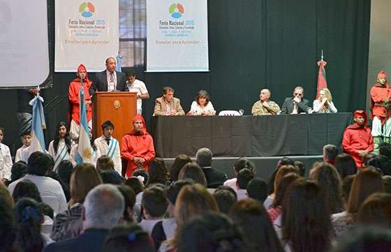Más de 1.500 personas entre docentes y alumnos participan de la Feria Nacional de Ciencias
