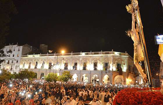 Más de 800 mil personas renovaron el Pacto de Fidelidad con el Señor y la Virgen del Milagro