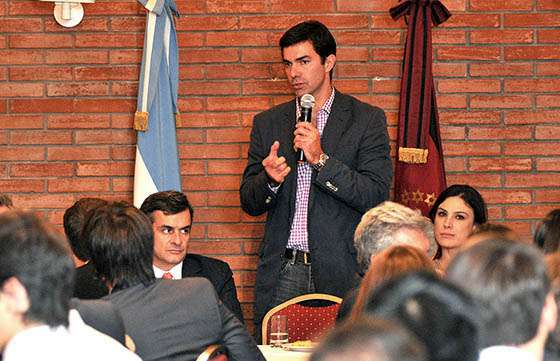 El Gobernador Urtubey dialogó sobre la realidad del país con becarios de la FURP