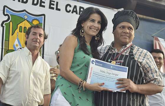 Derechos Humanos capacitó a más de 500 auxiliares de cocina en 10 municipios
