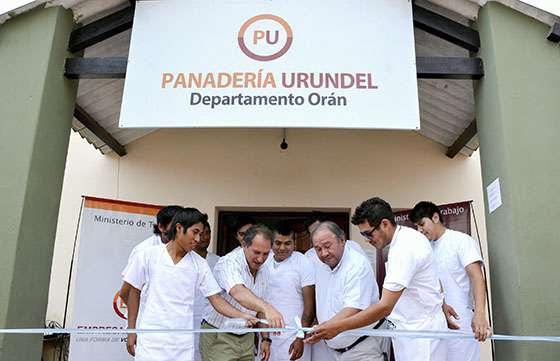 El Ministerio de Trabajo puso en marcha una empresa social de pastas y panificados en Urundel
