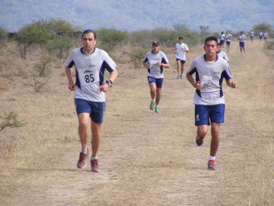 Alejandro Martínez y Elena Mendiolaza ganaron los 24K de Los Infernales