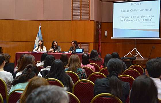 Fueron presentadas las principales reformas del Código Civil y Comercial de la Nación en temas de familia