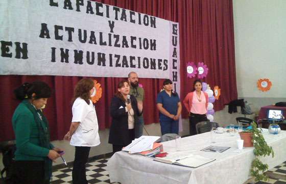 Personal de enfermería se capacitó en inmunizaciones