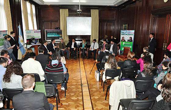 Salta participó de la entrega de  créditos de honor del programa Capital Semilla