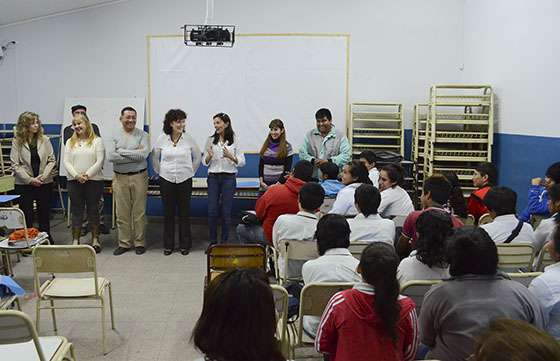 Presentación de audiovisuales sobre Educación Sexual Integral ​a cargo de estudiantes secundarios
