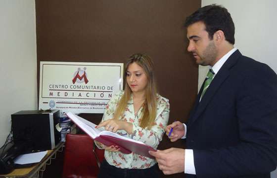 Los vecinos de La Merced encuentran soluciones a conflictos familiares en el centro comunitario de mediación