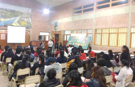 Derechos Humanos continúa brindando capacitaciones de prevención de la violencia contra las mujeres