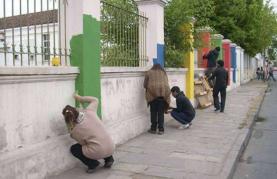 El Centro Marq’ay realiza un mural alusivo al Día Mundial de la Salud Mental