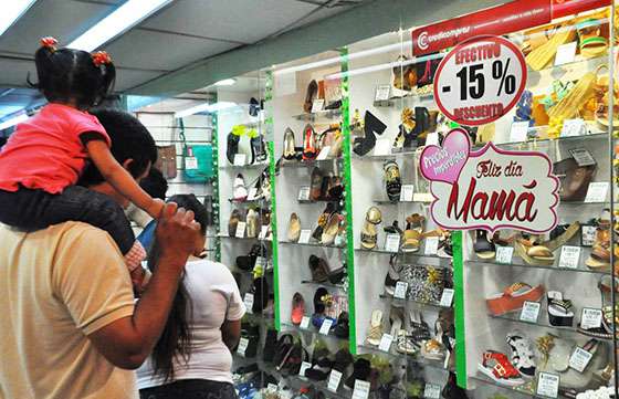 Defensa del Consumidor controla que en los comercios se exhiban los precios