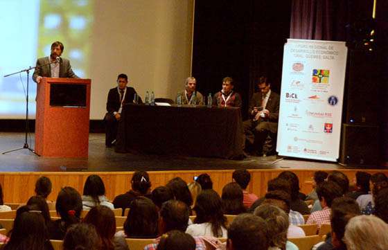 Desarrollo y productividad son ejes en materia laboral