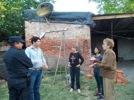 Supervisan la asistencia policial a los damnificados de El Galpón