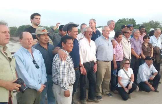 Trabajo trinacional en el cauce del río Pilcomayo