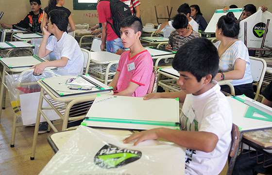 Cientos de estudiantes  participan de las Olimpíadas de Dibujo Técnico