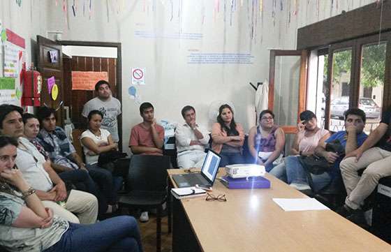 Voluntarios de Techo se capacitaron sobre consumos problemáticos