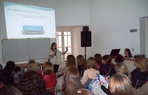 Comenzó la formación en Rehabilitación Auditiva y Terapia Auditiva Verbal