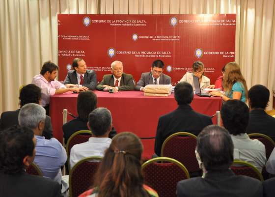 Cuatro ofertas para administrar la logística integral y servicio postal de la Provincia  