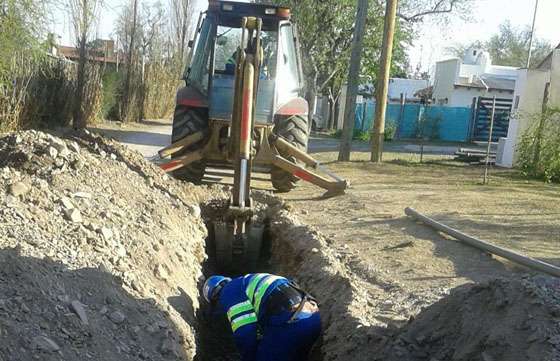Se amplían redes en el sistema de distribución de agua de San Lorenzo