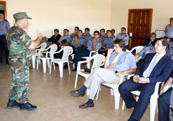 Personal policial se capacitó en resolución de situaciones de riesgo 