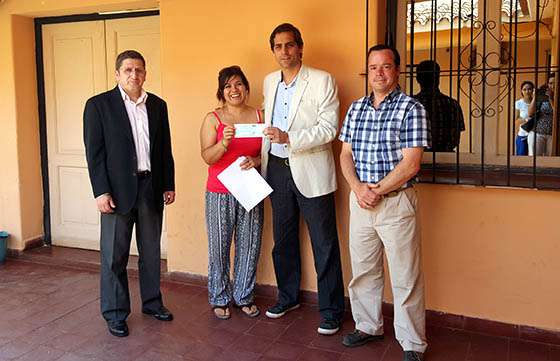 Comenzó la entrega de créditos a comerciantes de El Galpón