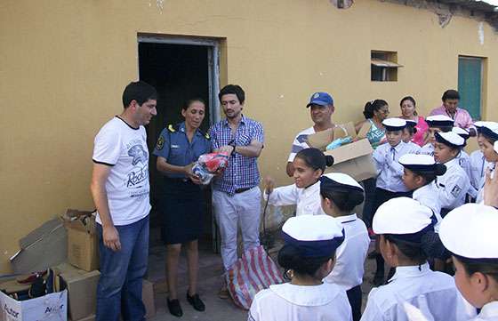 La Secretaría de Seguridad entregó donaciones a niños de La Unión