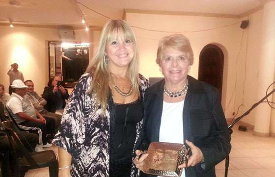 Docentes de la escuela de comercio Benjamín Zorrilla recibieron distinciones por su labor educativa