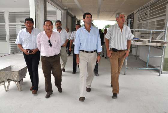 Finaliza la construcción de una escuela modelo en General Mosconi