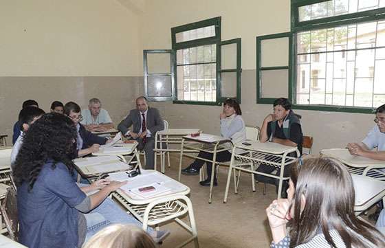 La comunidad educativa debate propuestas de modificación del Estatuto del Educador