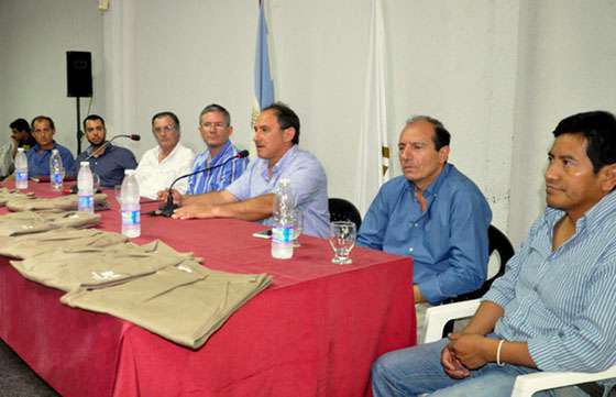 Empresas sociales textiles entregaron 10 mil equipos de trabajo para tabacaleros