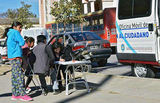 El móvil de asesoramiento jurídico gratuito atenderá hoy en villa Los Sauces