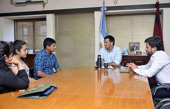 El ministro Rodríguez recibió a Sergio Lizondo, gendarme salteño que sobrevivió a la tragedia de la ruta 34