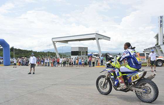 Salteños y turistas disfrutaron del Dakar en el sur provincial