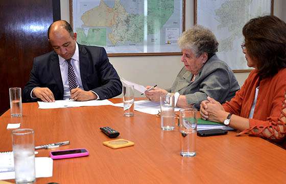 El Ministerio de Educación suscribió un convenio con la Asociación Leonismo Argentino para la capacitación de docentes