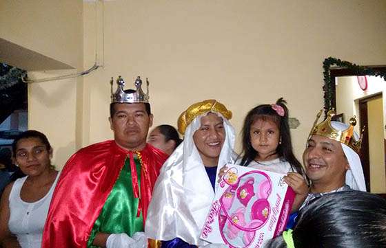 Orán vivió la segunda edición de la Navidad Azul