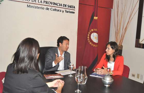 El Gobierno controla que se exhiban precios de productos turísticos en los Valles Calchaquíes