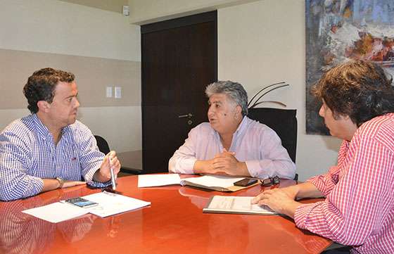 El Gobierno acordó con el municipio de Yrigoyen incrementar la asistencia a familias afectadas por inundaciones