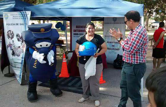 Se concientizó a salteños y turistas sobre prevención y seguridad en San Carlos
